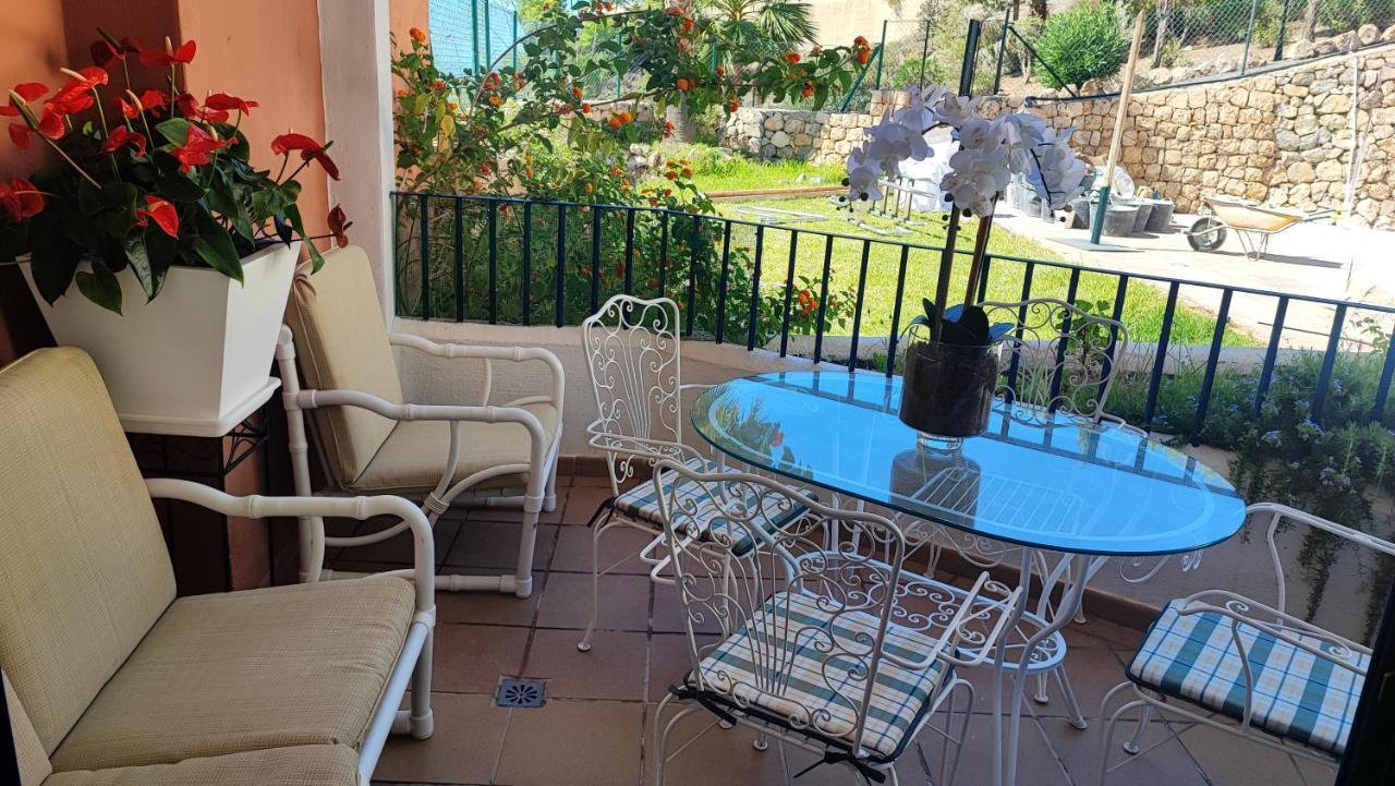 Vista Bahia Con Piscinas, Parking Y Terraza Apartment La Herradura  Exterior photo